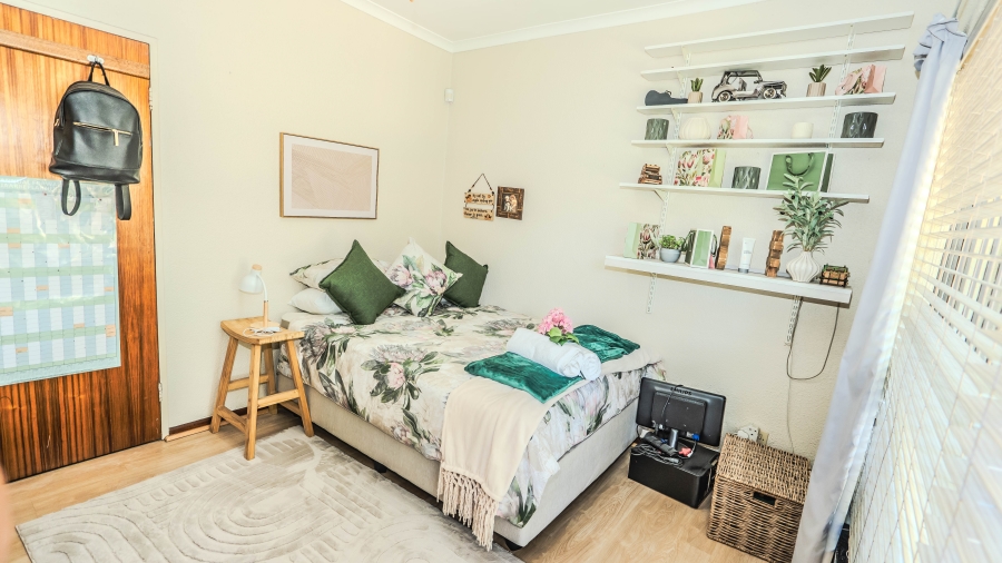 4 Bedroom Property for Sale in Ferndale Western Cape